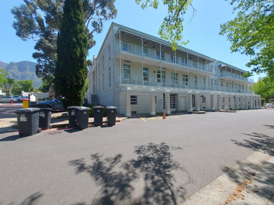 To Let commercial Property for Rent in Rondebosch Western Cape